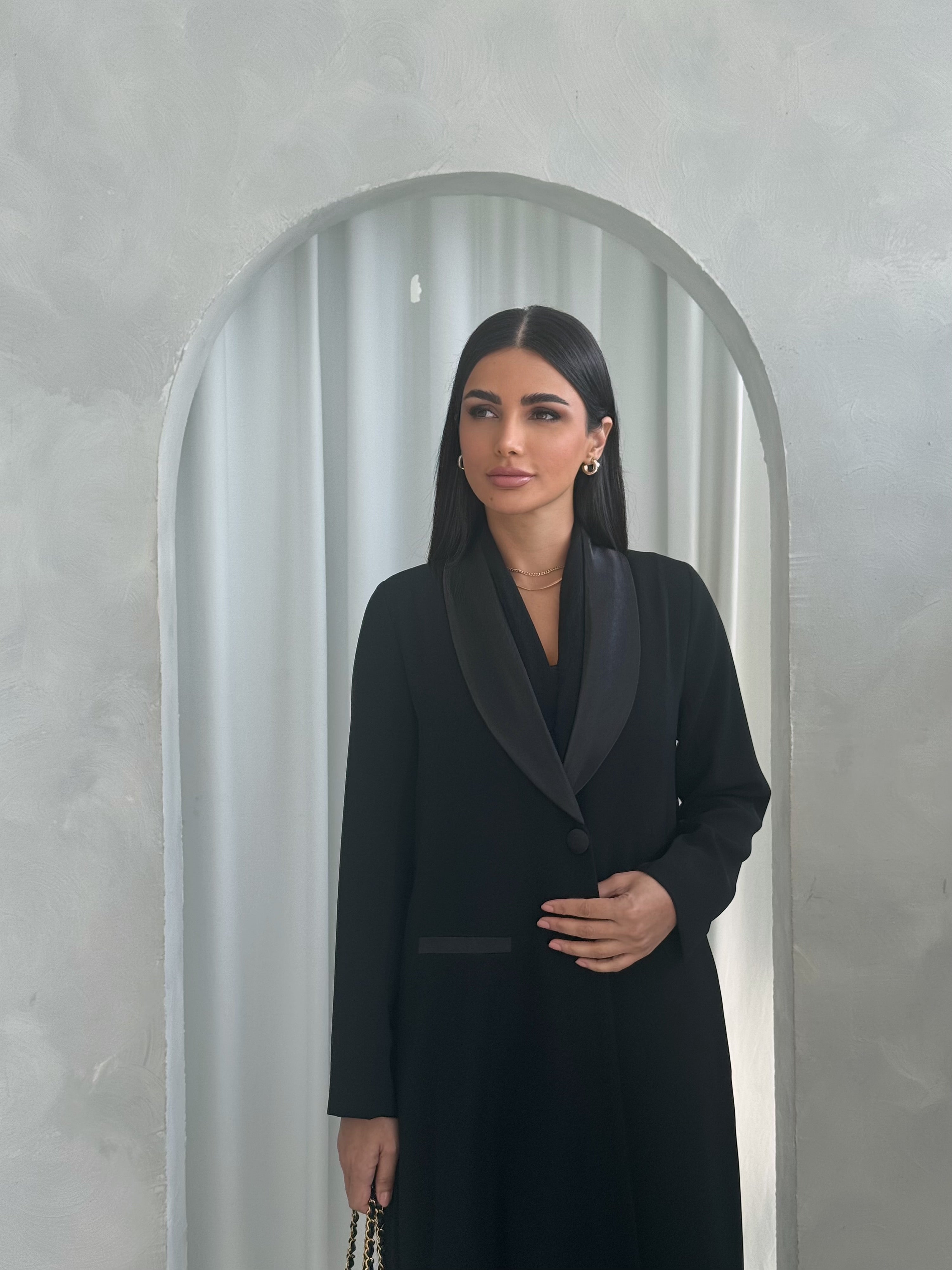 Dina in Black