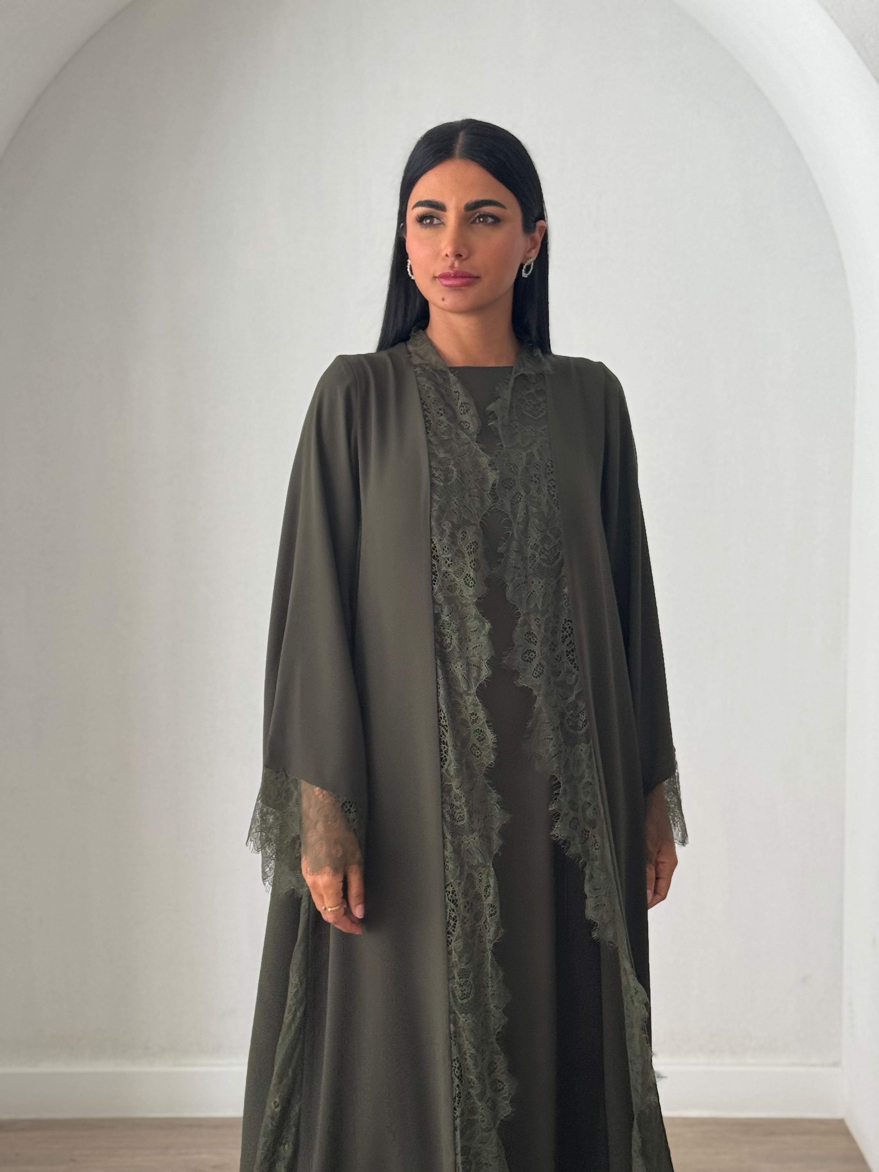 Lamis in Olive