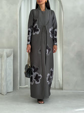Nuha in Olive-Grey