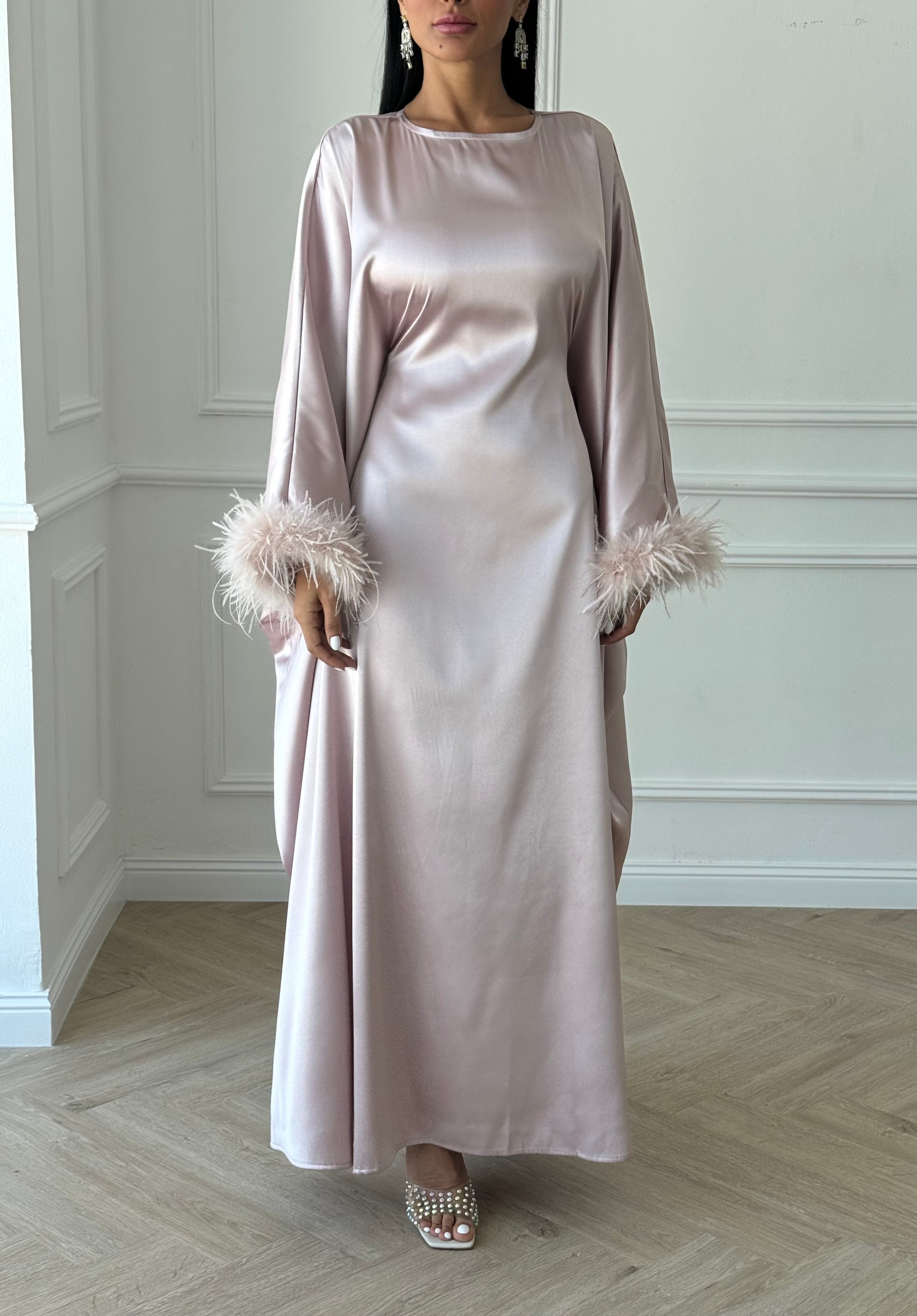 Arwa in Pink