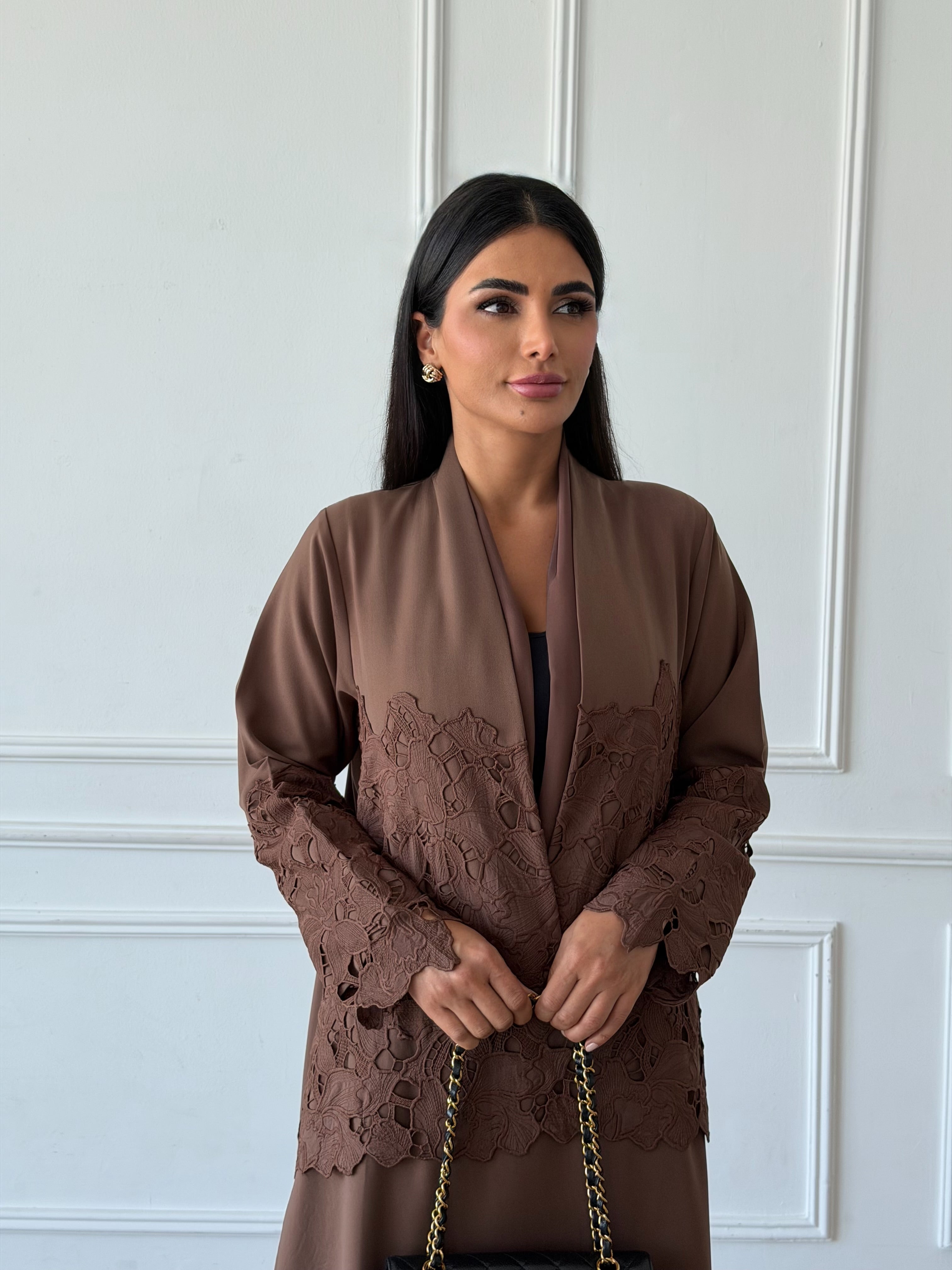 Dalia in Brown
