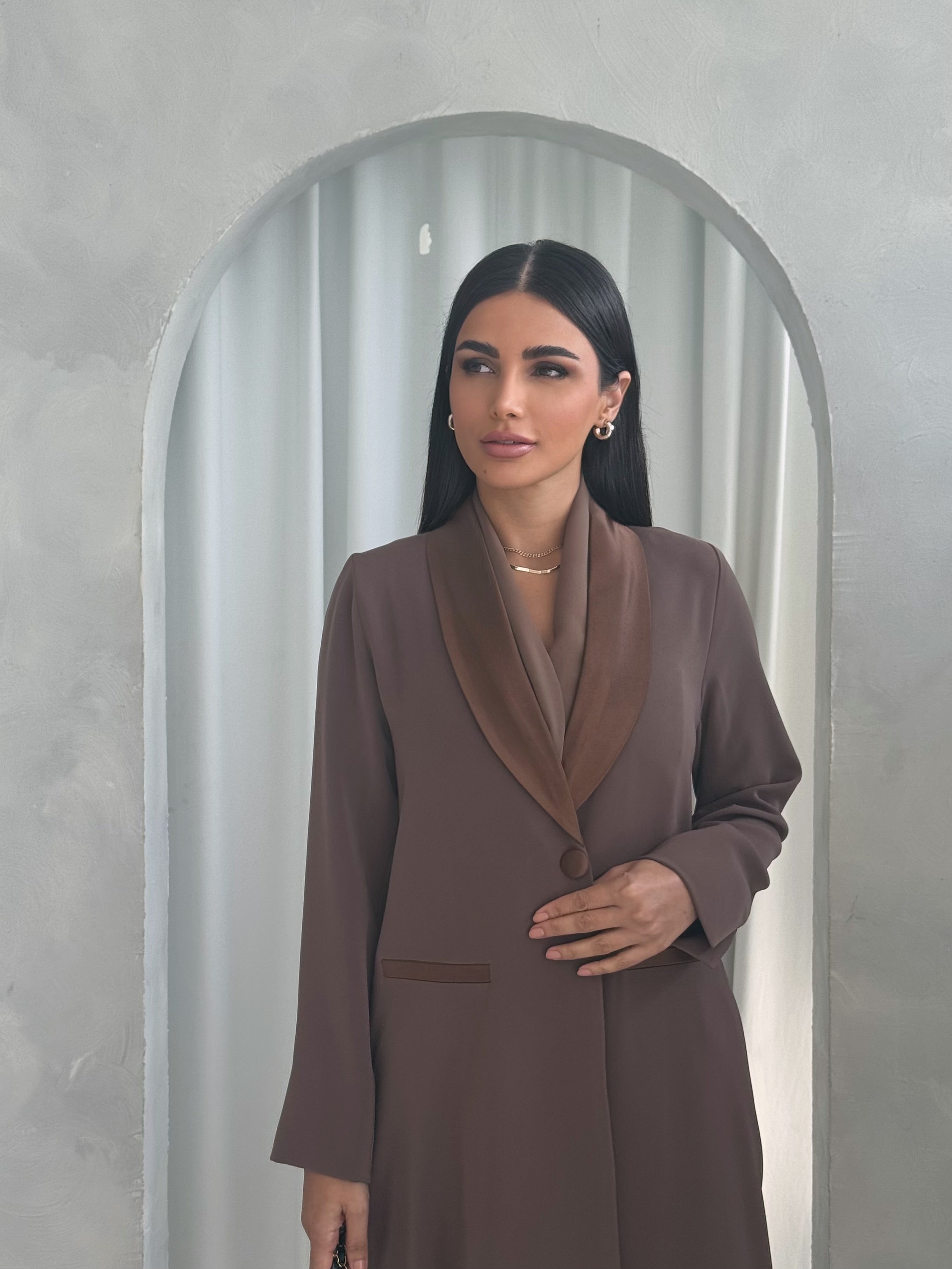 Dina in Brown
