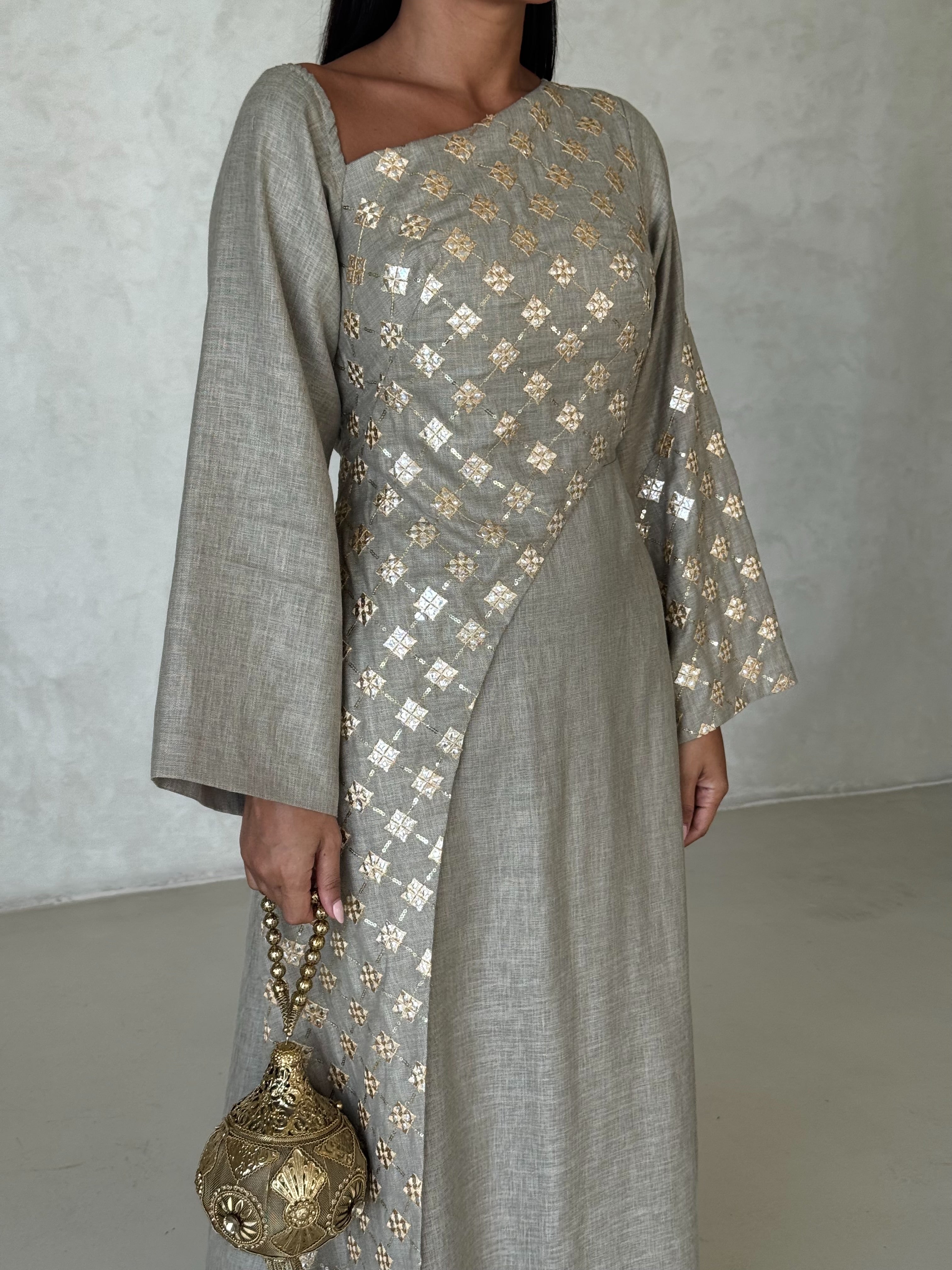 Lamya in Brown