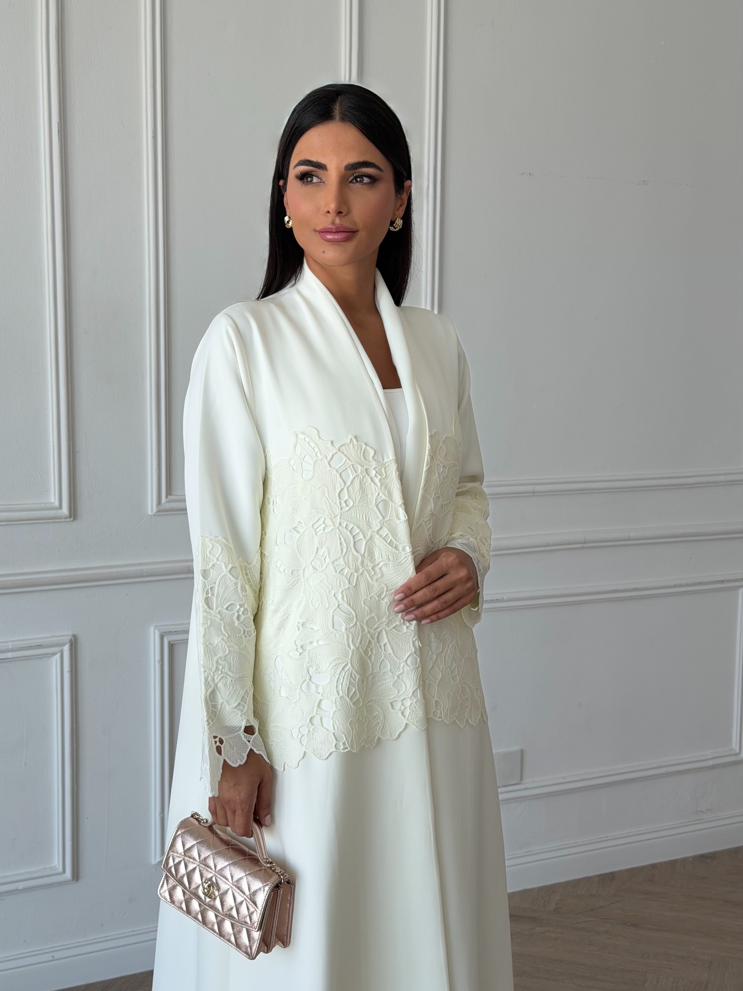 Dalia in Cream