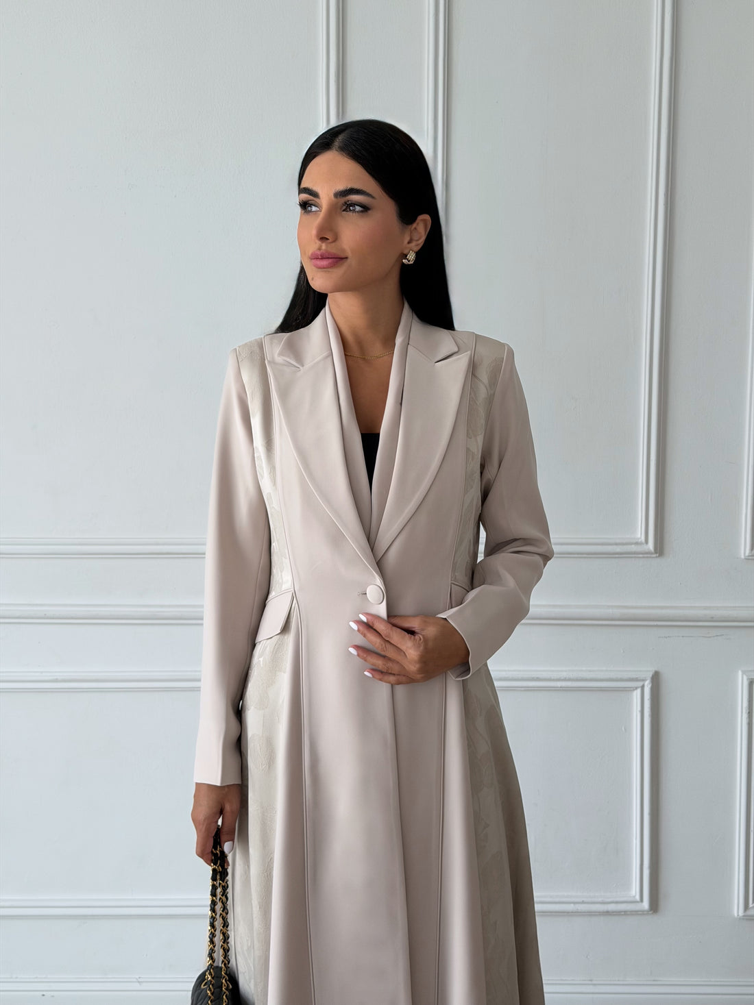 Wafa in Beige