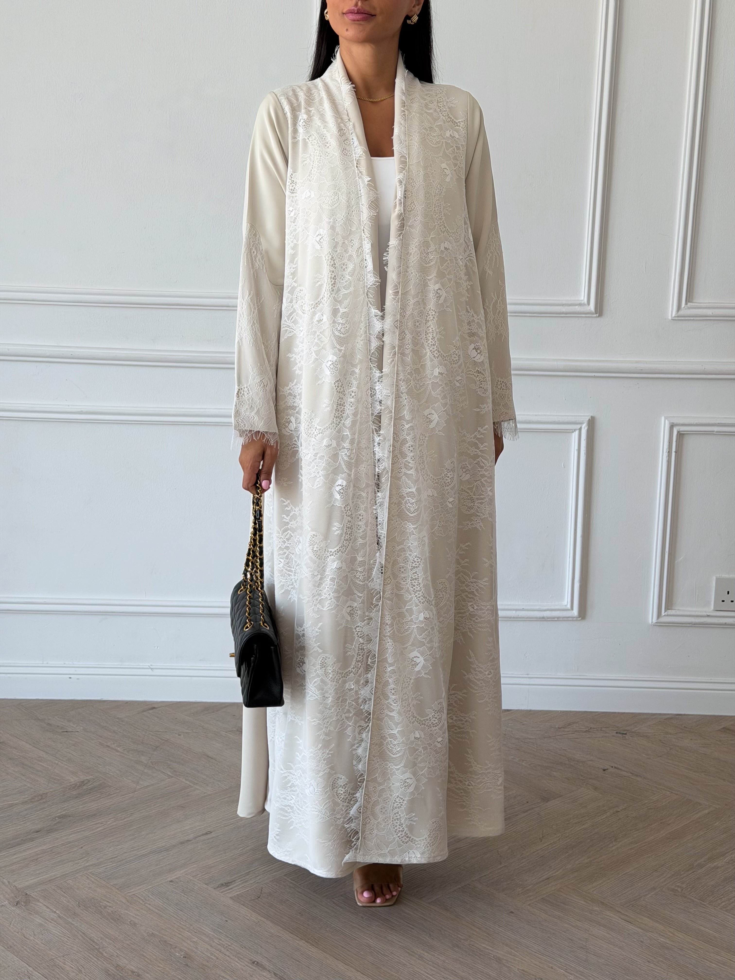 Amal in Beige
