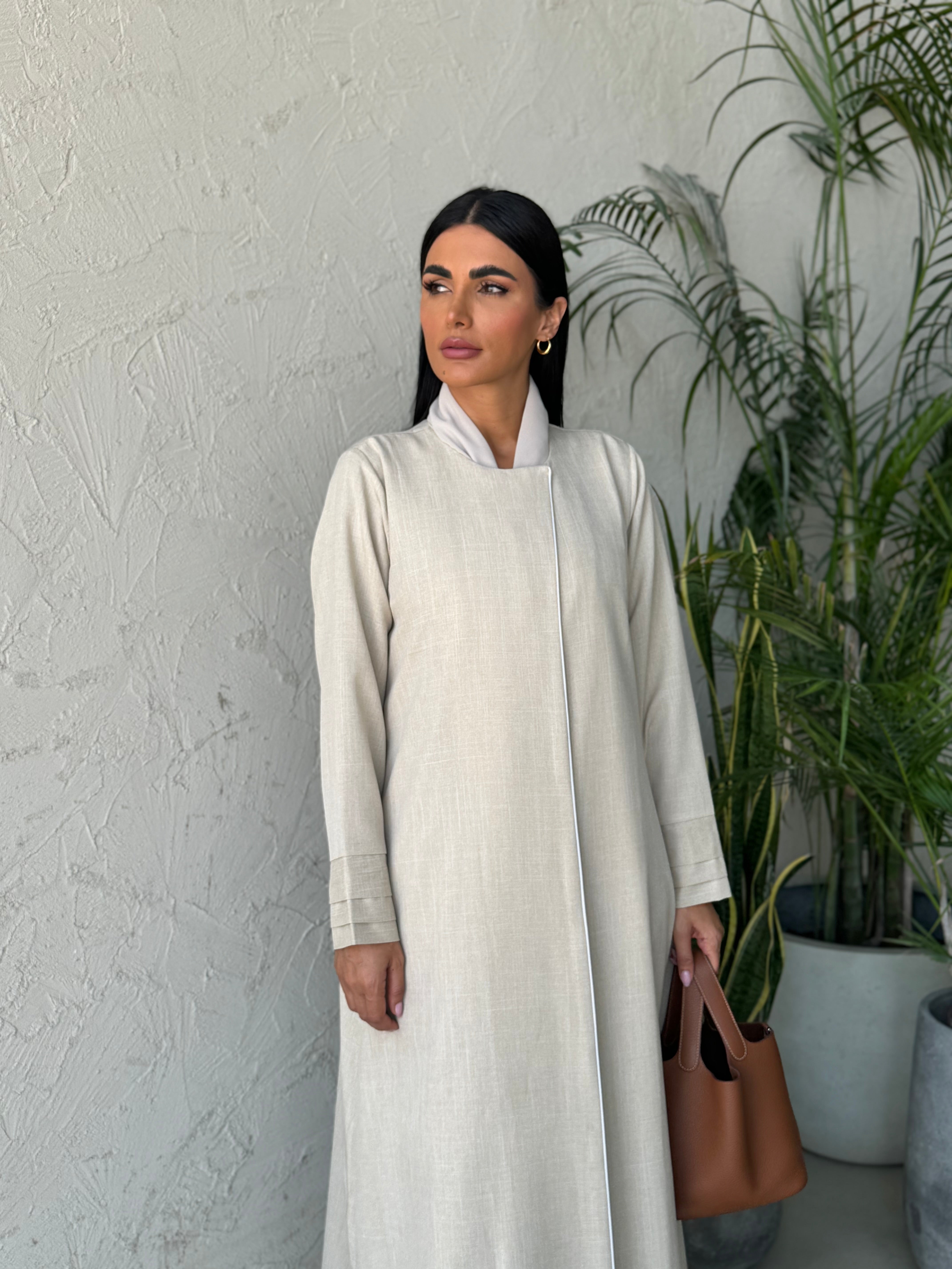 Afra in Beige