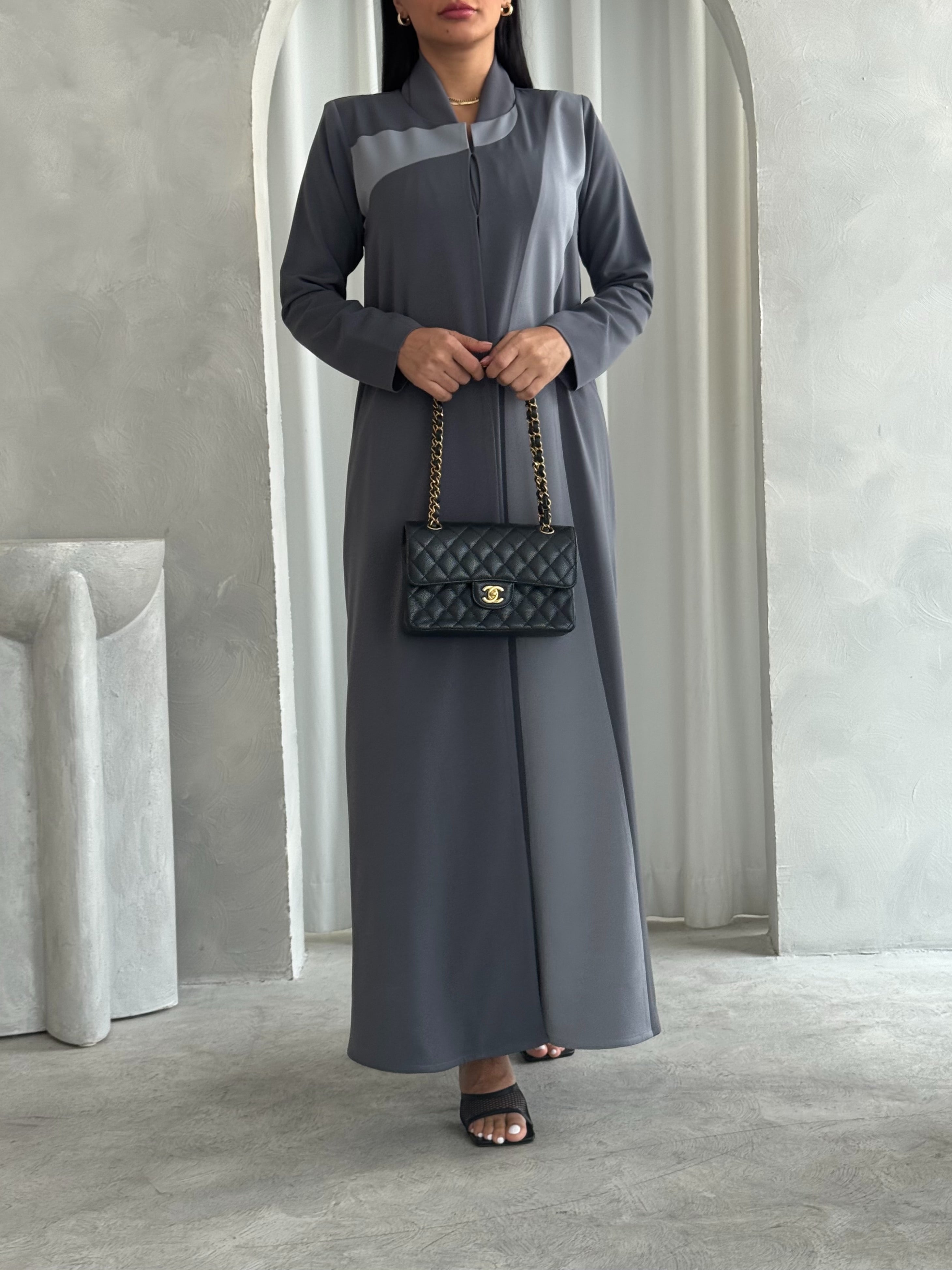 Ohoud in Grey