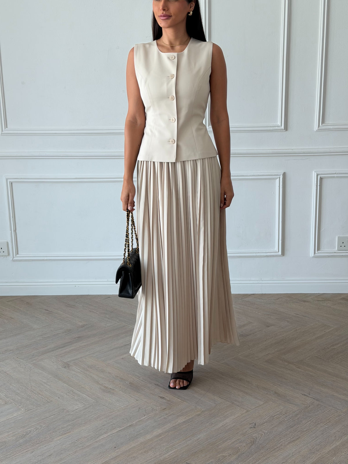 Rahaf in Black-Beige