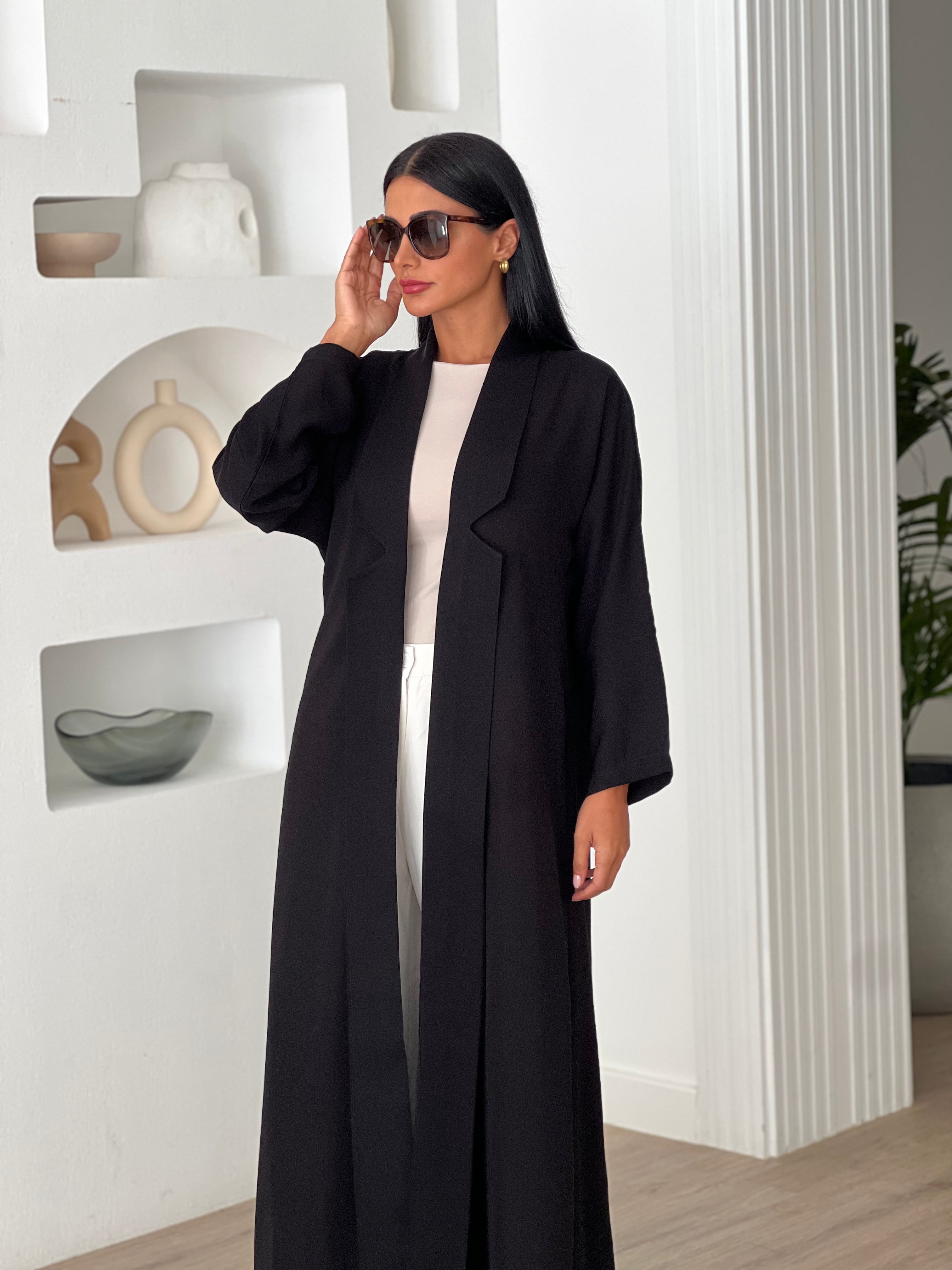 Sleek Abaya in Black